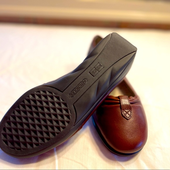 Aerosoles Special Edition fleece lined comfort flats. Brown leather size 5.5 - Picture 12 of 12